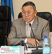 �.������-���