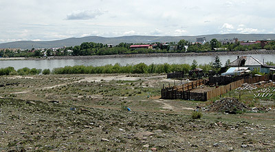 �������