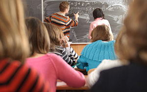 Педагогов лишают стимулов