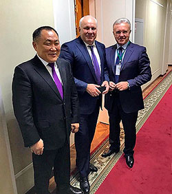 Кандидаты на вылет Зимин и Кара-оол прикрываются авторитетом Усса