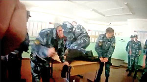 Нелюди в погонах