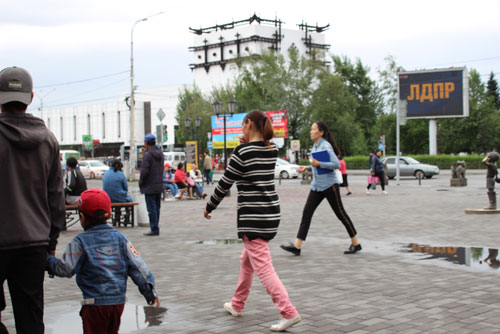 Власть подключила к борьбе против ЛДПР силовиков и чиновников